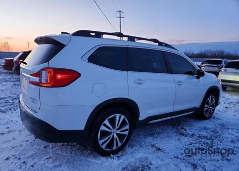 2019 Subaru Ascent Limited z USA, uszkodzony, nr VIN 4S4WMAPD1K3476929
